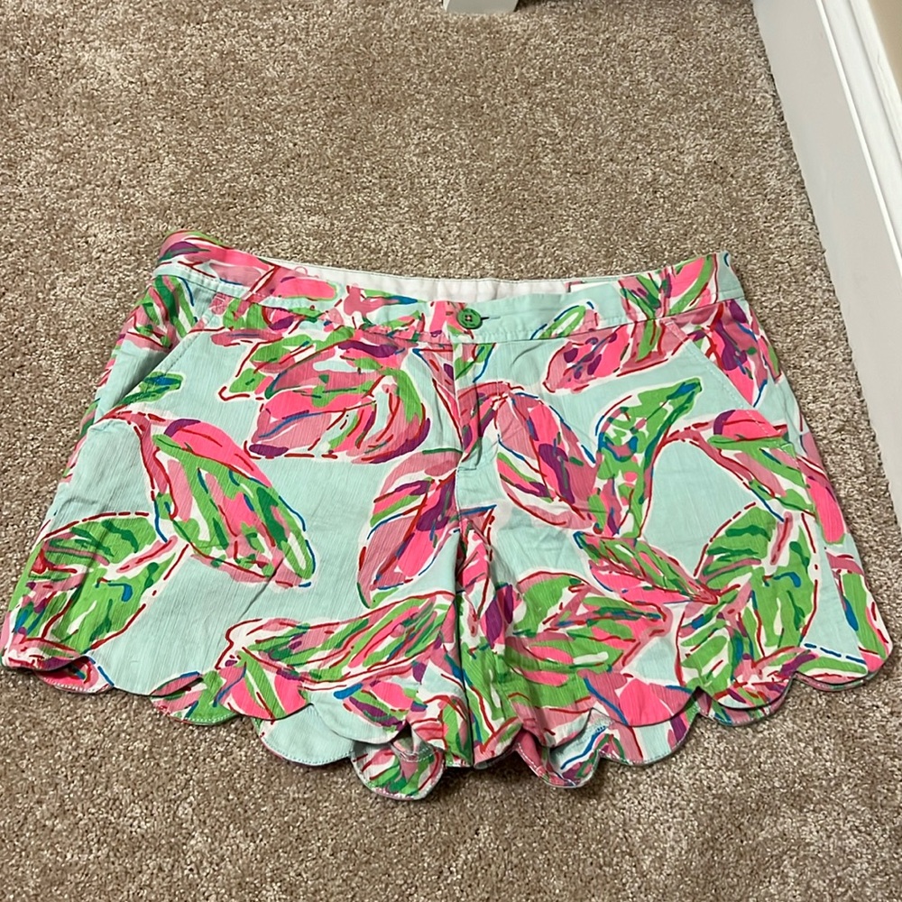 Scalloped Lilly Pulitzer shorts